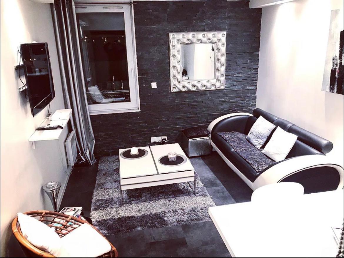T2 Gare Parking Prive ! Apartamento